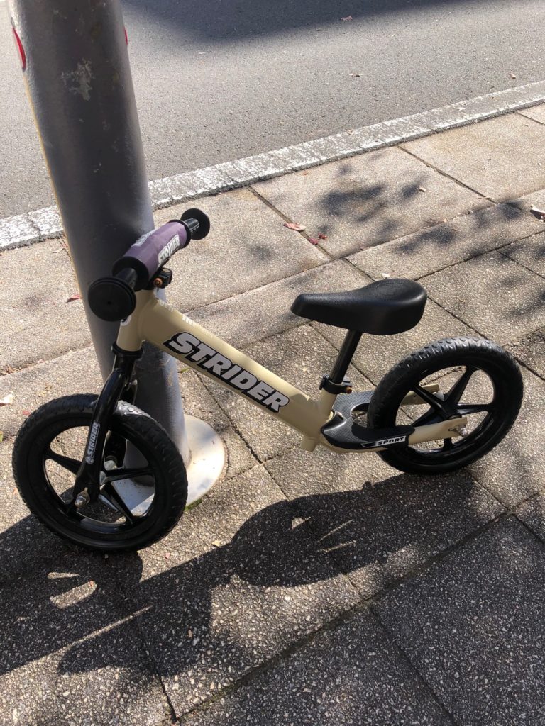 川崎市中原区のお客様からベビー用品 ストライダー キックバイク SPORT 買取
