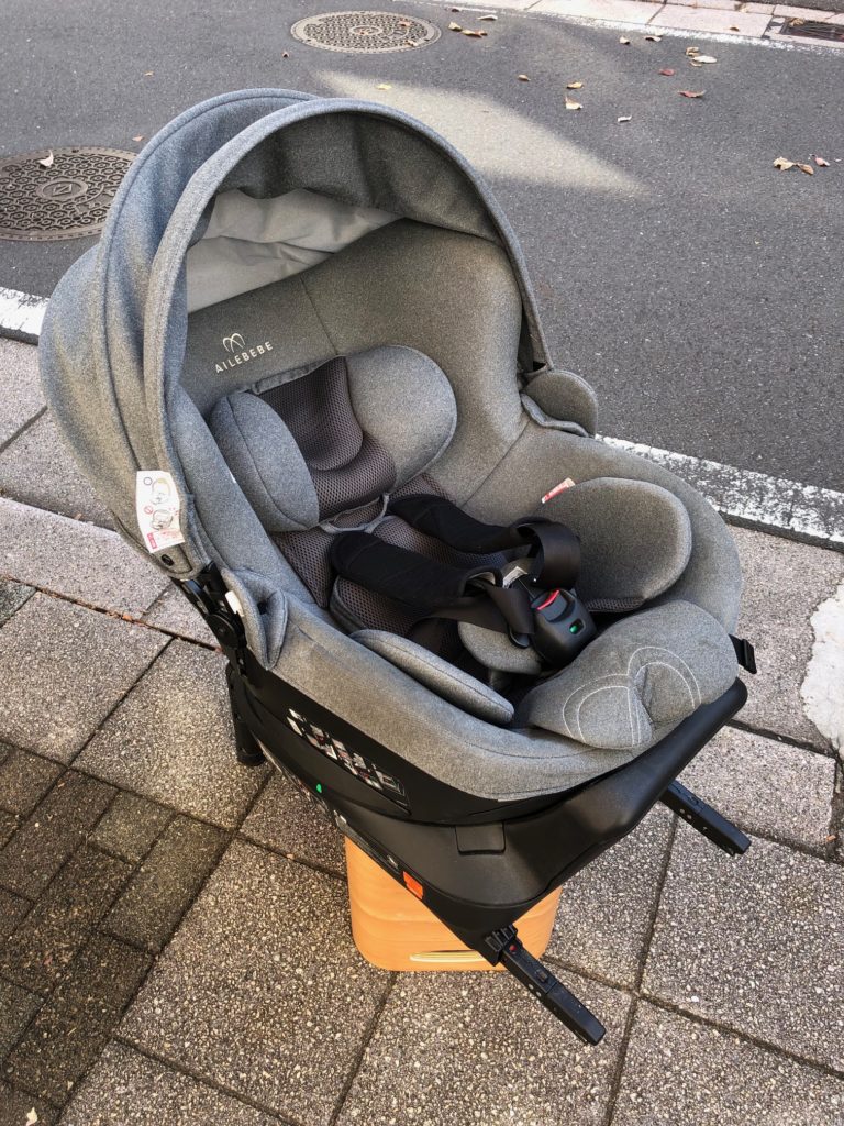横浜市旭区のお客様からベビー用品 カーメイト チャイルドシート エールベベクルット 4iプレミアムⅢ 買取