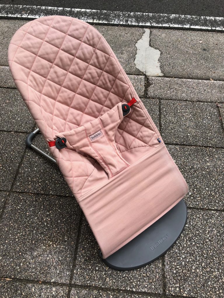 横浜市青葉区のお客様からベビー用品 ベビービョルン バウンサー ブリスコットン 買取