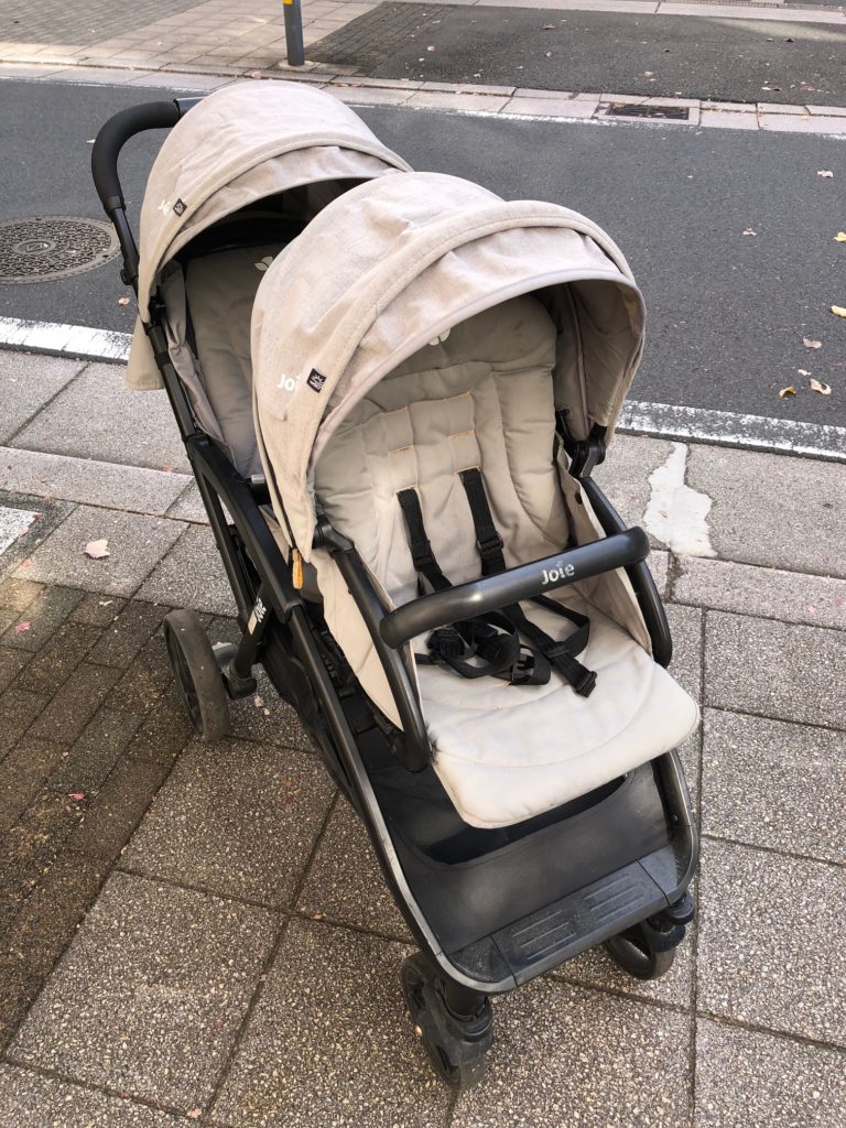 横浜市港南区のお客様からベビー用品 joie 二人乗りベビーカー エヴァライトデュオ 買取