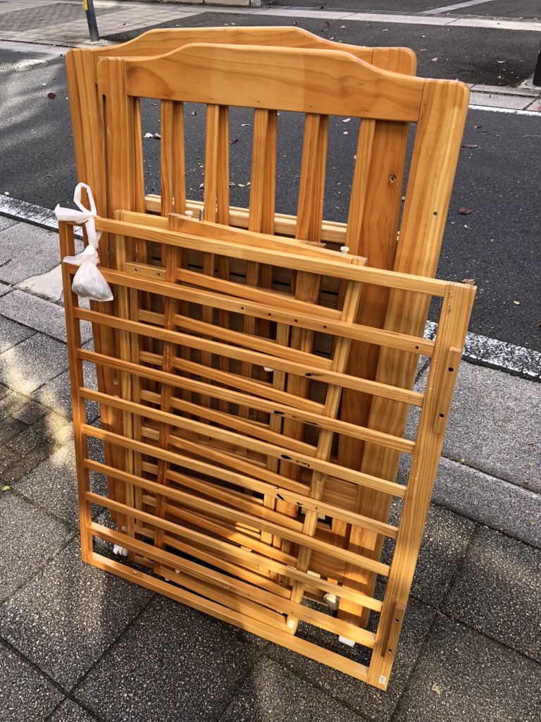 横浜市港北区のお客様からベビー用品 カトージ ベビーベッド ハイシート ミニベッド 買取