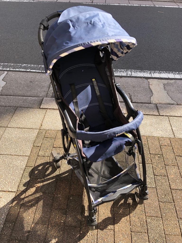 川崎市中原区のお客様からベビー用品ピジョン　ベビーカー　ビングル BA9 買取