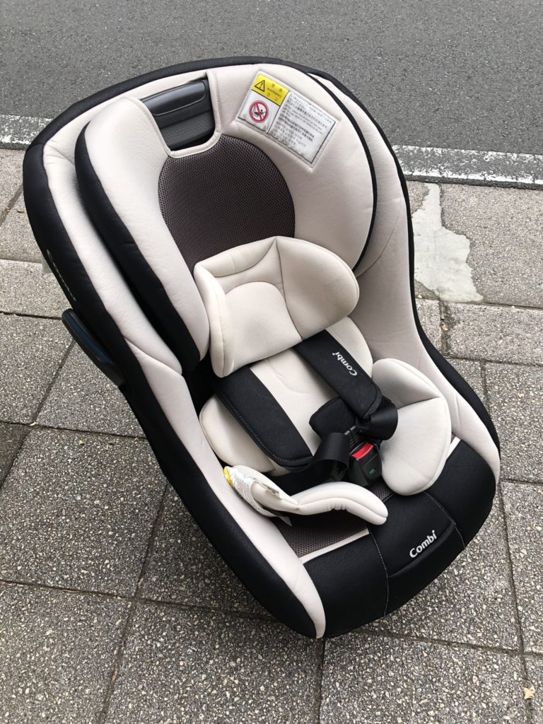 横浜市都筑区のお客様からベビー用品　 コンビ　チャイルドジュニアシート　マルゴットS買取