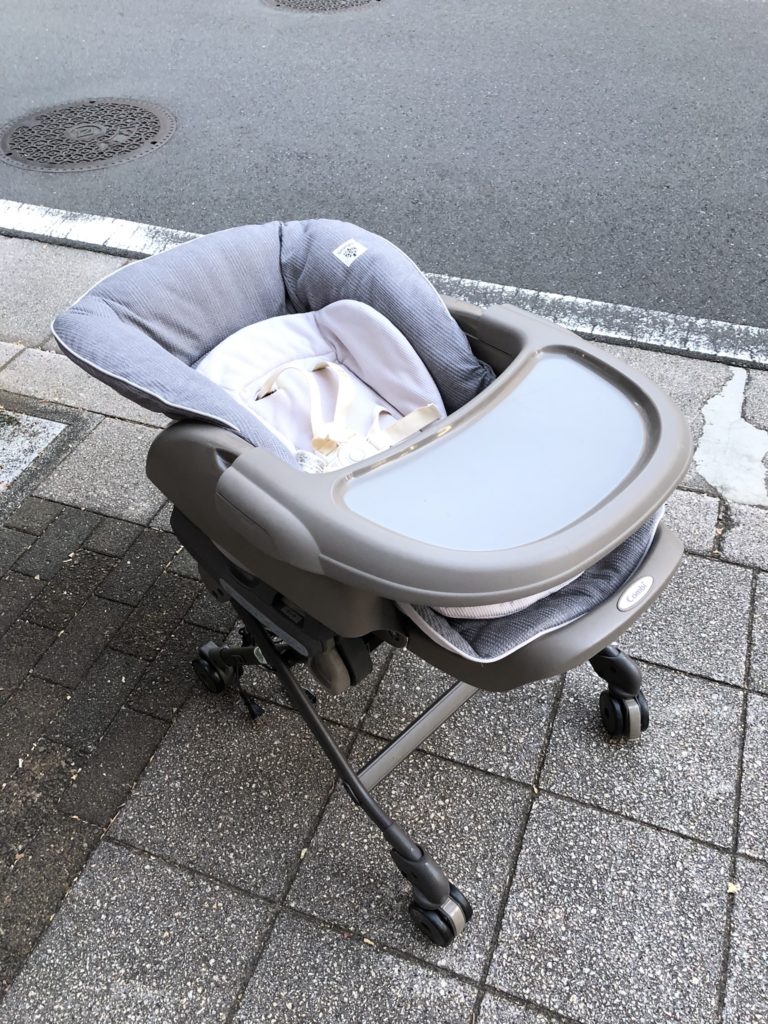 横浜市都筑区のお客様からベビー用品　コンビ　電動ハイロー　ネムリラ　オートスウィング　シンプライト 買取