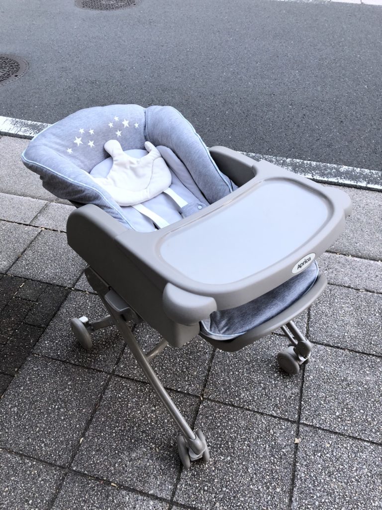 東京都町田市のお客様からベビー用品　アップリカ　手動ハイロー　ユラリズムスマート 買取